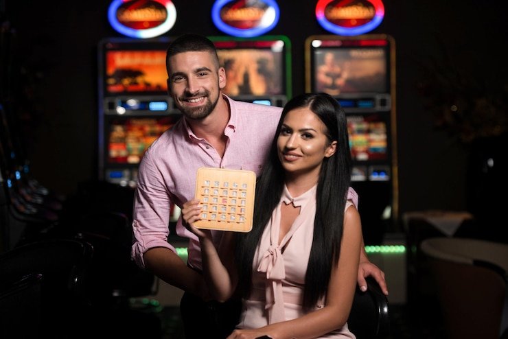 roma77 login platform interface showing sportsbook, live dealer, slots, and esports sections